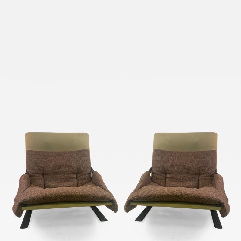  Saporiti UNUSUAL MODERN PAIR OF ITALIAN LOUNGE CHAIRS BY SAPORITI