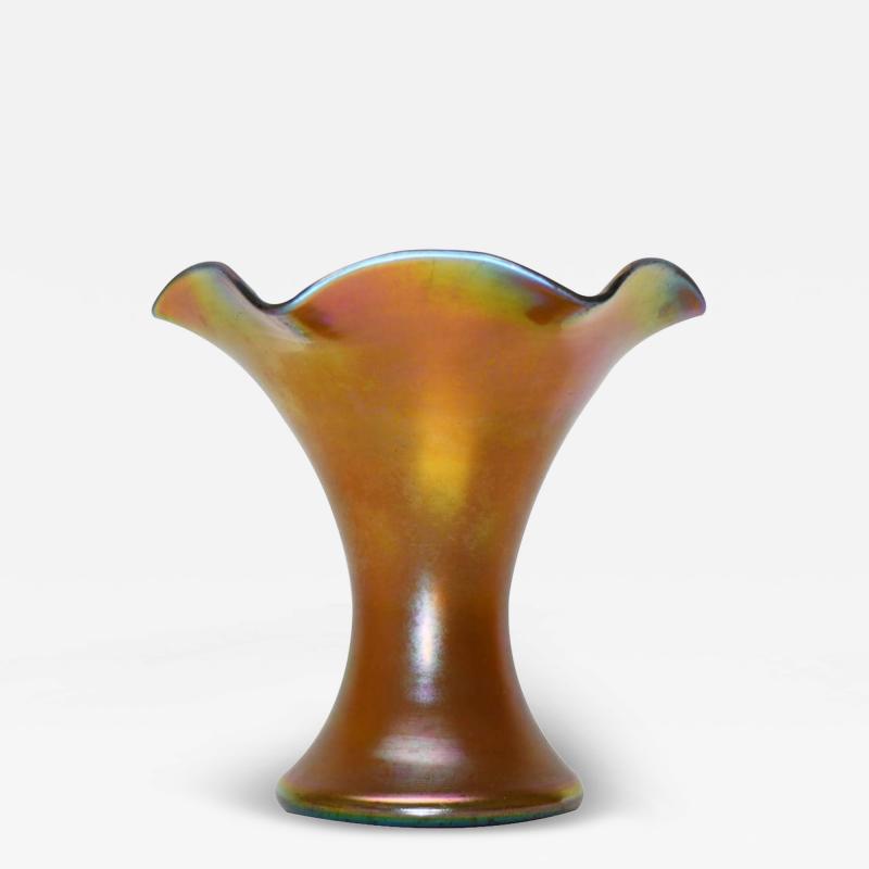  Steuben Glass Steuben Gold Aurene Ruffled Trumpet Glass Vase