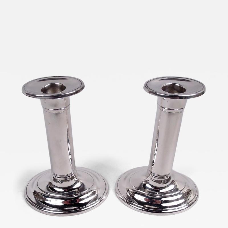  Stieff Pair of Stieff Williamsburg Sterling Silver Colonial Candlesticks