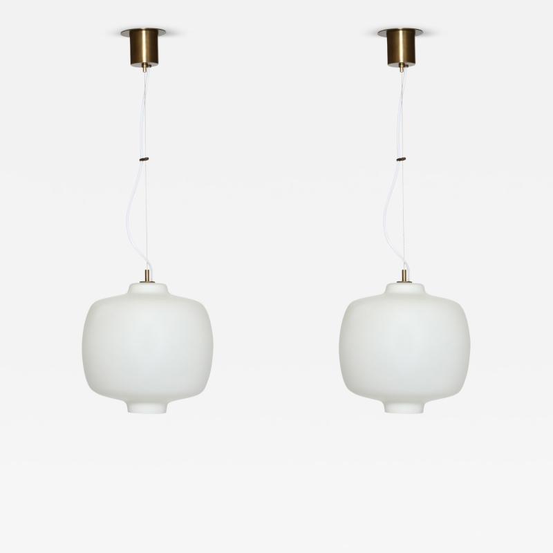  Stilnovo Stilnovo ceiling suspension light Opaline glass Brass Italy 1960s