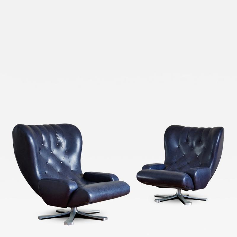  Tecnosalotto Guido Bonzanini Wingback Swivel Chairs