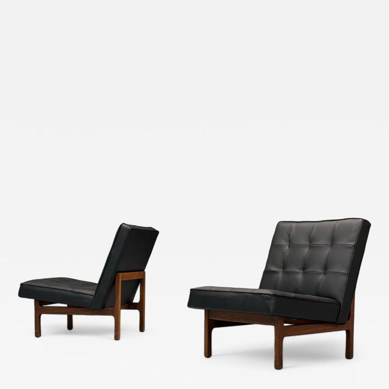  Thayer Coggin Thayer Coggin Danish Modern Style Tufted Black Leather Lounge Chairs 21st C 