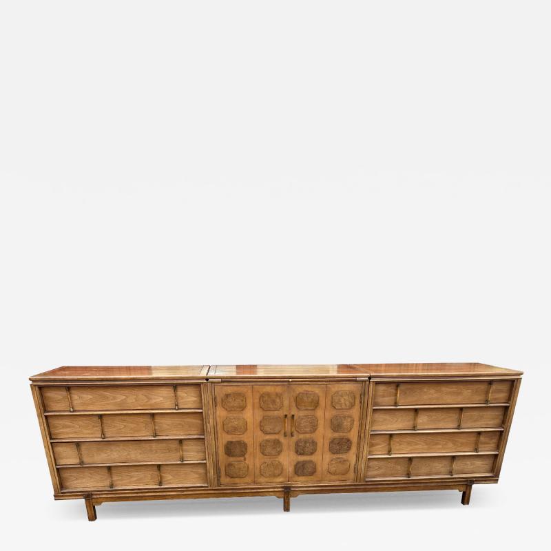  Thomasville Furniture Handsome 3 Piece Tamerlane Credenza Bar Cabinet Room Divider Mid Century Modern