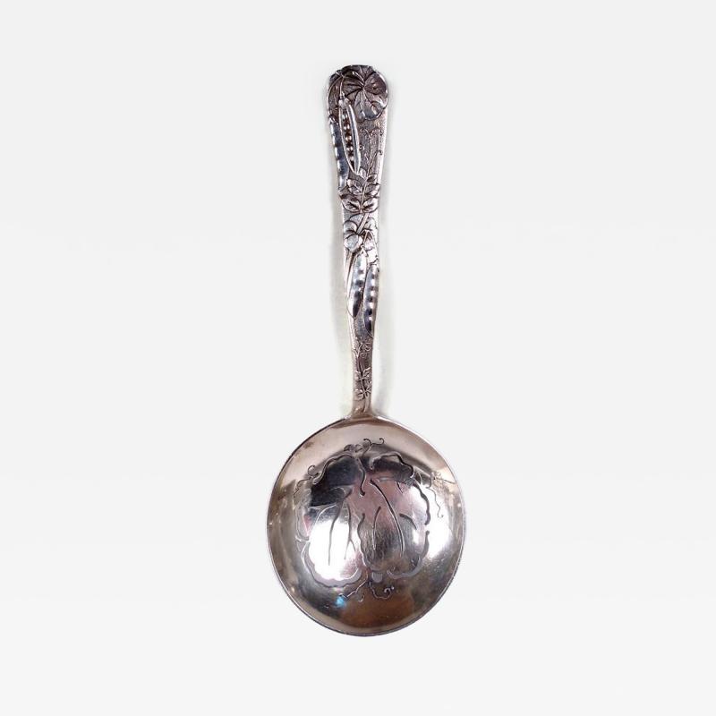  Tiffany Co Antique Tiffany Fruits Flowers Sterling Silver Peapod Pea Server