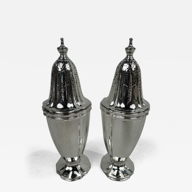  Tiffany Co Pair of Antique Tiffany Edwardian Classical Salt Pepper Shakers