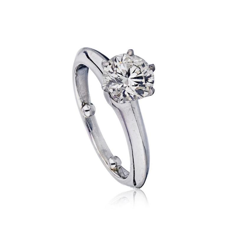  Tiffany Co ROUND DIAMOND D COLOR SI1 CLARITY GIA SET IN A PLATINUM TIFFANY CO SOLITAIRE