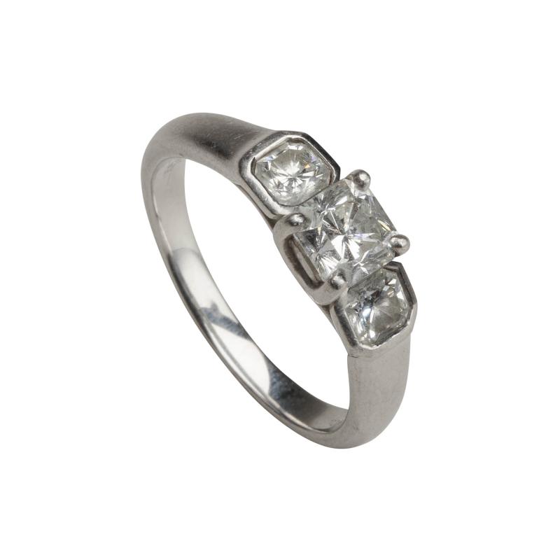  Tiffany Co Tiffany Co Lucinda Three Stone Diamond Engagement Ring