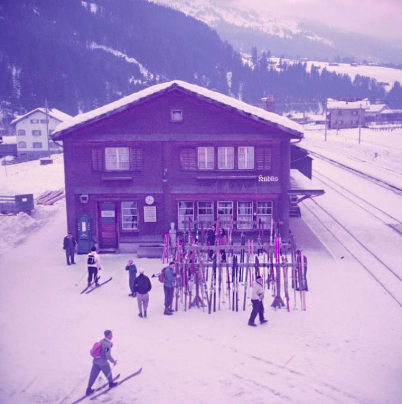  Toni Frissell Alpine Railway Station