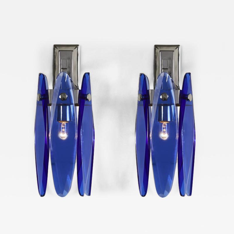  VECA Unusual pair of Italian 1970s Murano wall lights by Veca