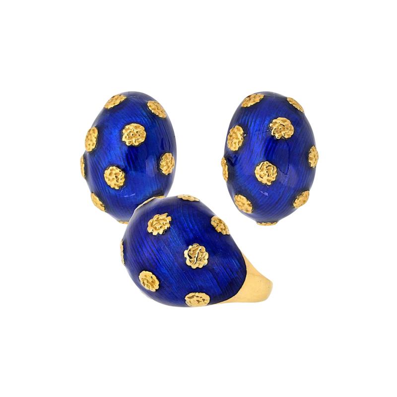  Van Cleef Arpels 18K Yellow Gold 1970s Blue Enamel Ring And Earrings Jewelry Set