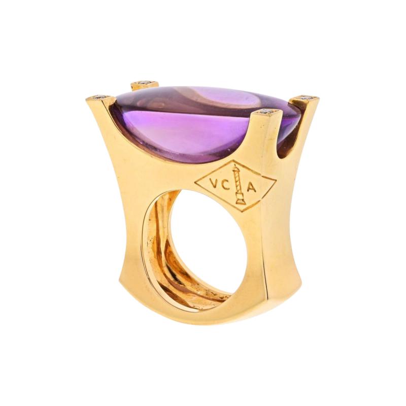  Van Cleef Arpels VAN CLEEF ARPELS 18K YELLOW GOLD LARGE AMETHYST RING