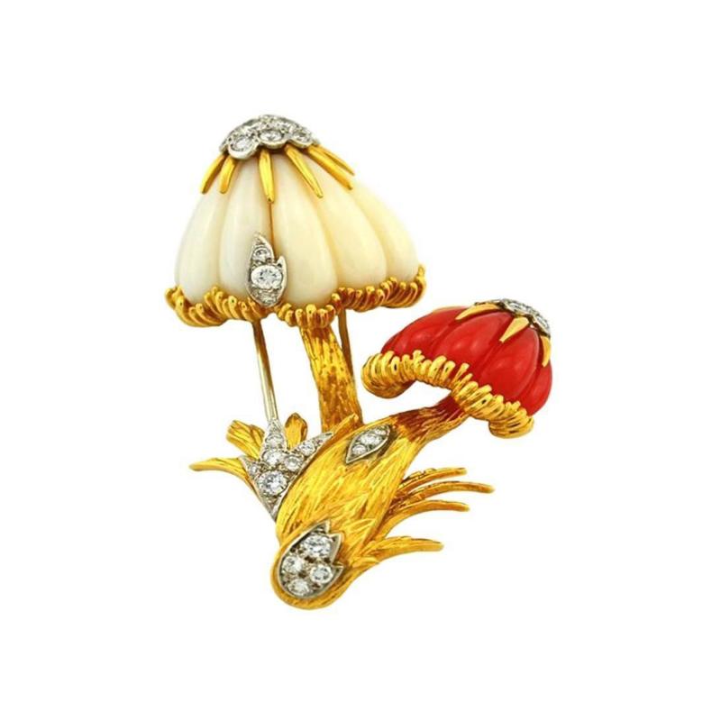  Van Cleef Arpels VAN CLEEF ARPELS GOLD MUSHROOM BROOCH WITH CORAL AND DIAMONDS