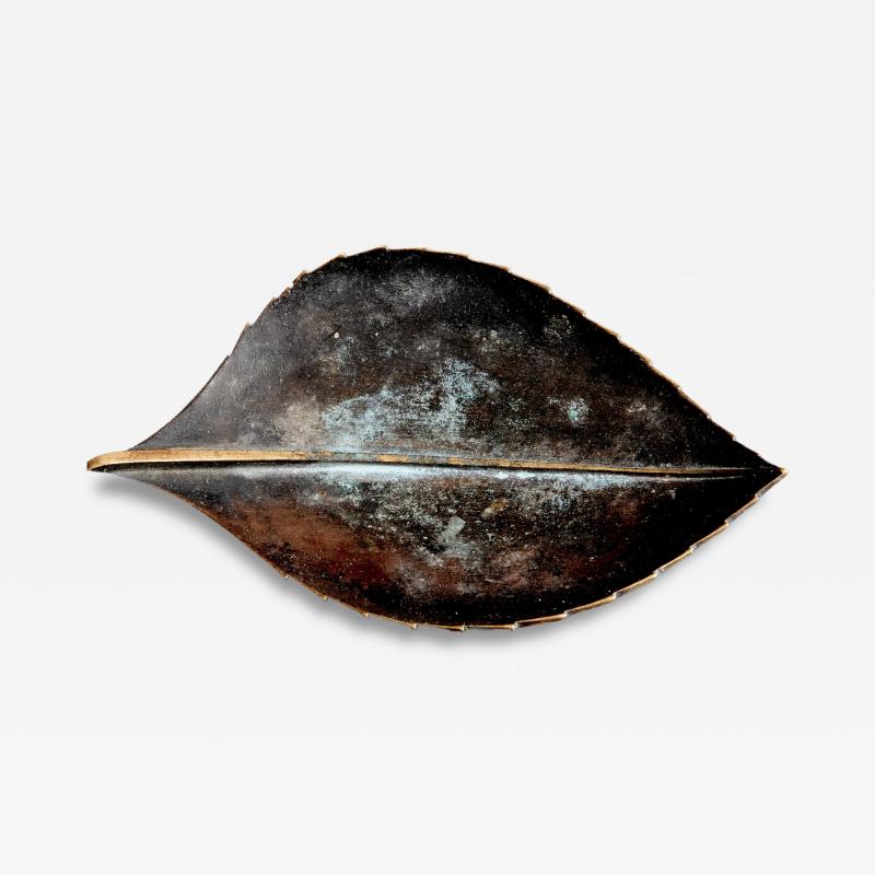  Werkst tte Carl Aub ck Leaf shaped brass Bowl with dark Patina by Werkst tte Carl Aub ck
