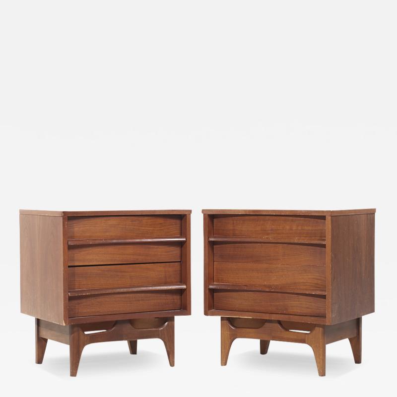  Young Manufacturing Company Young Manufacturing Mid Century Walnut Curved Nightstands Pair