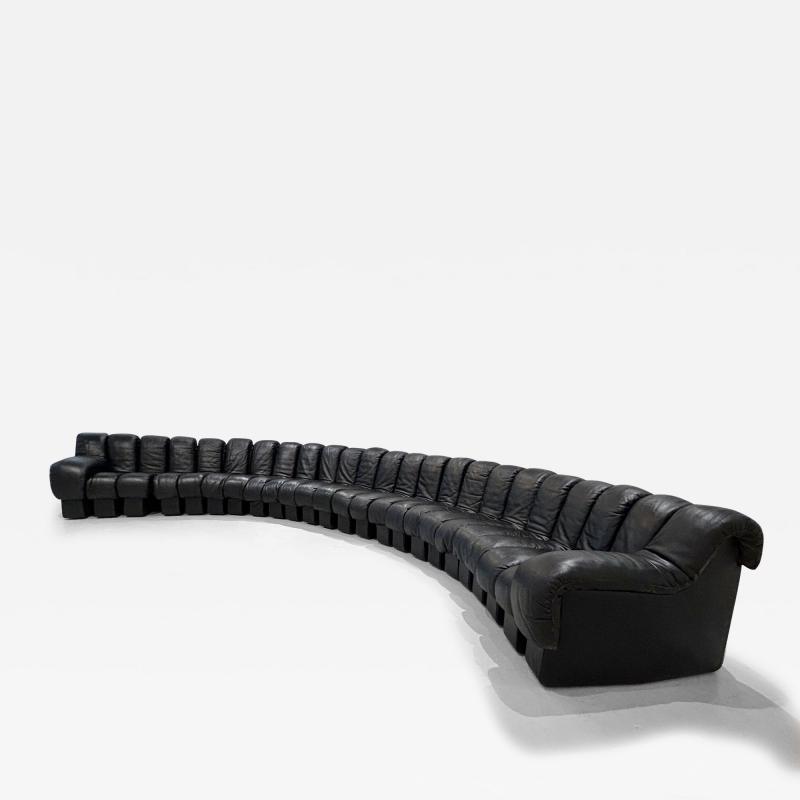  de Sede 24 Segment Black Leather DS600 Non Stop Sofa by De Sede