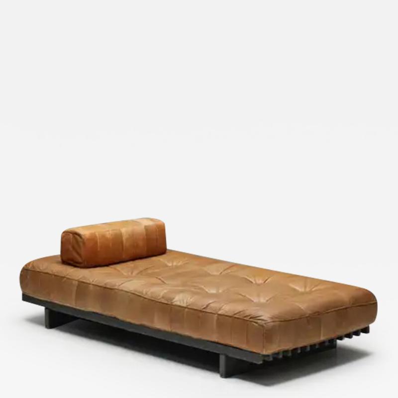  de Sede Daybed DS80 by De Sede in Cognac Leather Switzerland 1970s