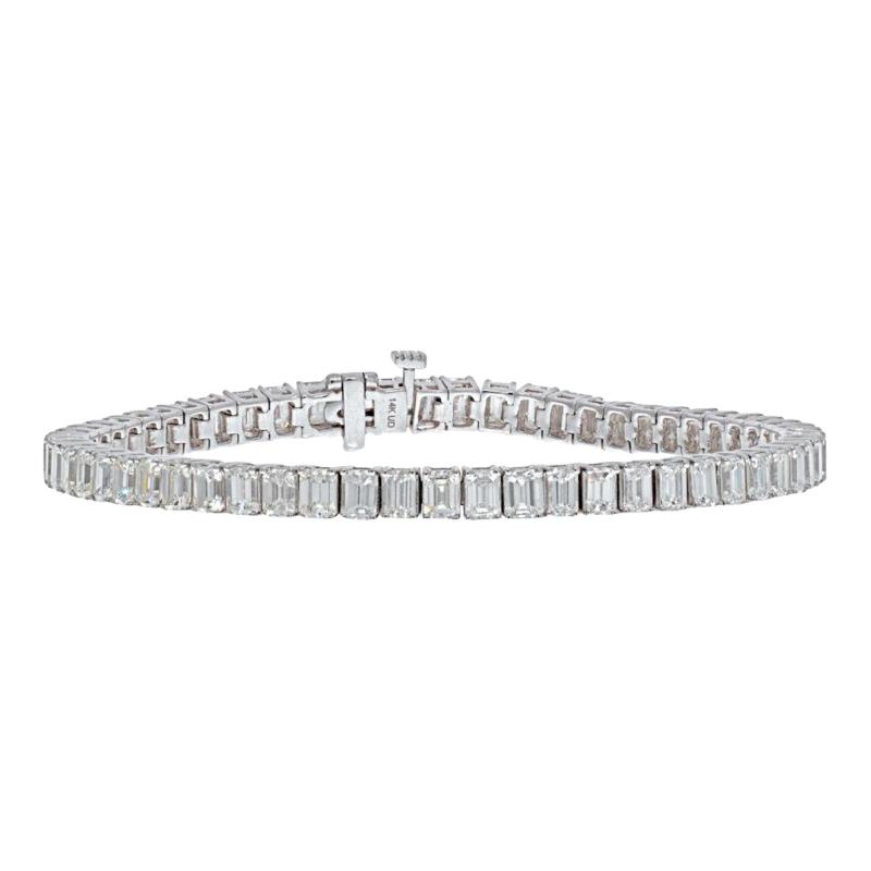 11 50 CARAT STRAIGHT LINE WHITE GOLD EMERALD CUT BRACELET