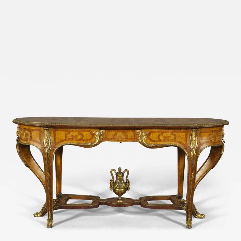 11170 A VERY FINE QUALITY MARQUETRY AND GILT BRASS MOUNTED CENTER table