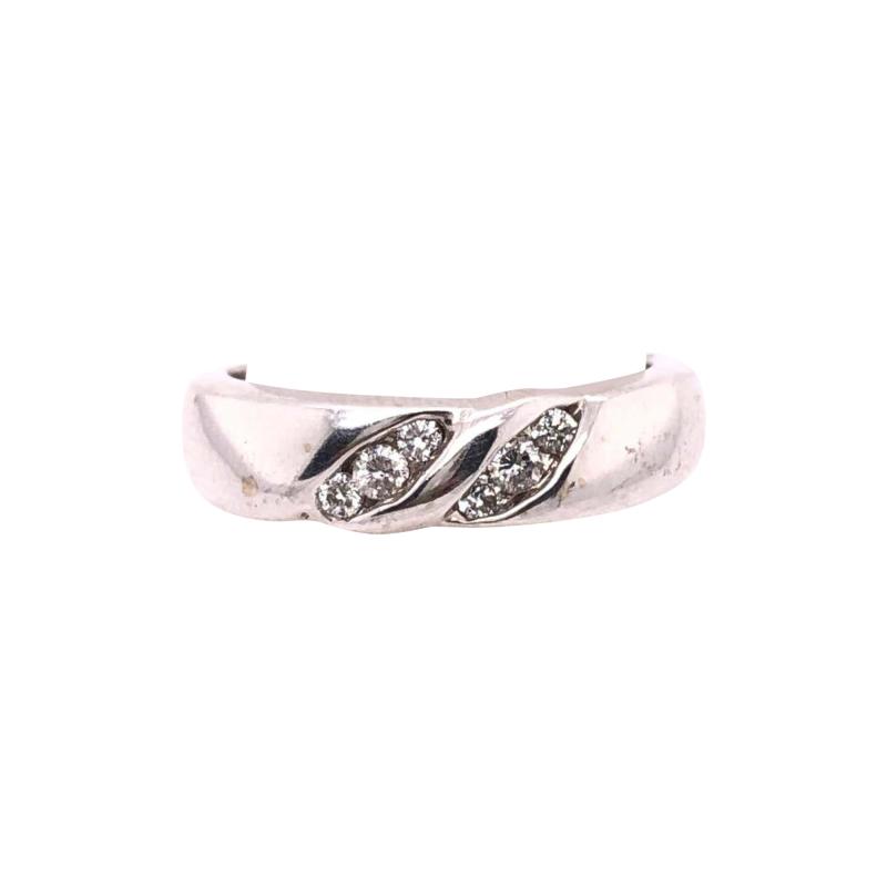 14 Karat White Gold with Diamonds Wedding Band Bridal Ring