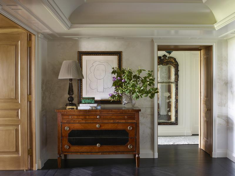 Central Park Pied-à-Terre by Tammy Connor Interior Design