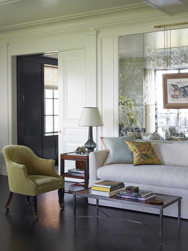 Central Park Pied-à-Terre by Tammy Connor Interior Design