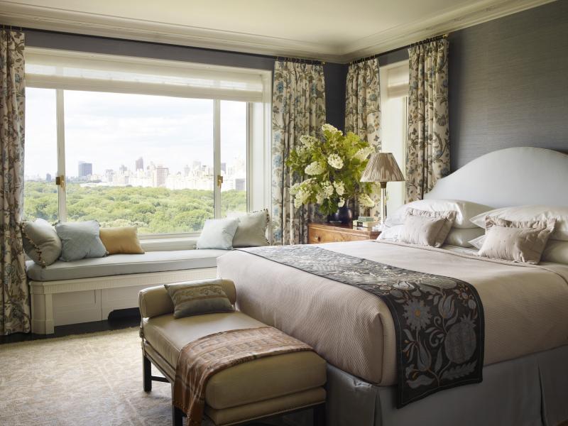 Central Park Pied-à-Terre by Tammy Connor Interior Design