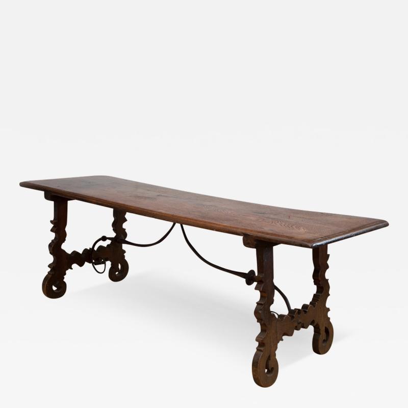 17TH CENTURY SPANISH BAROQUE OAK TRESTLE TABLE