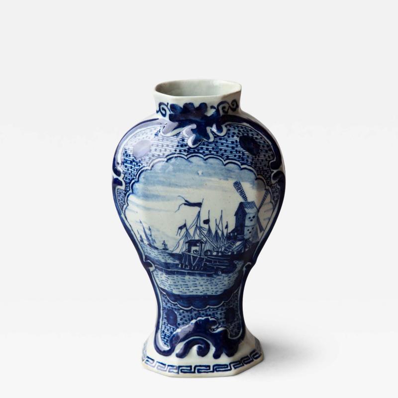 18TH CENTURY OCTAGONAL BALUSTER DELFT VASES