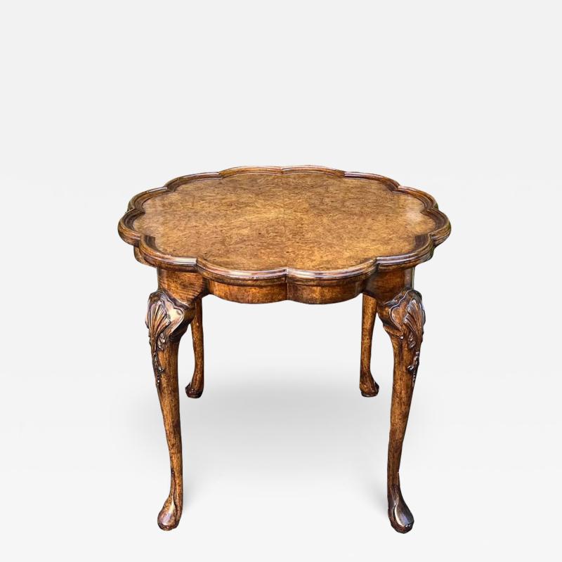 18th C Style English Burl Wood Pie Crust Side Table