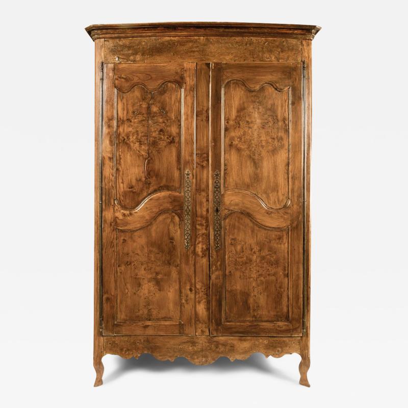 18th Century Armoire in Olive Wood and Ash