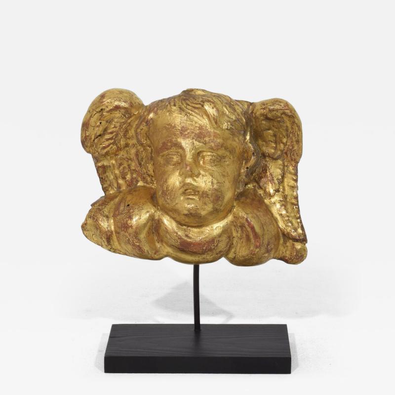 18th Century Italian Baroque Carved Giltwood Angel Head on Wings