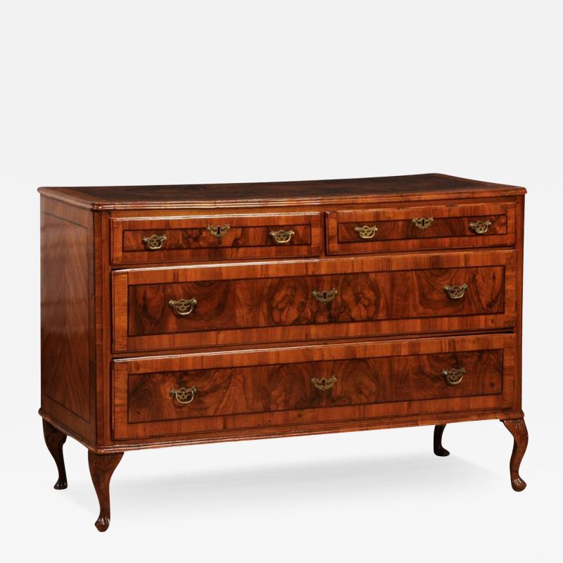 18th Century Venetian Walnut ad Mahogany Commode with Bookmatched Veneer