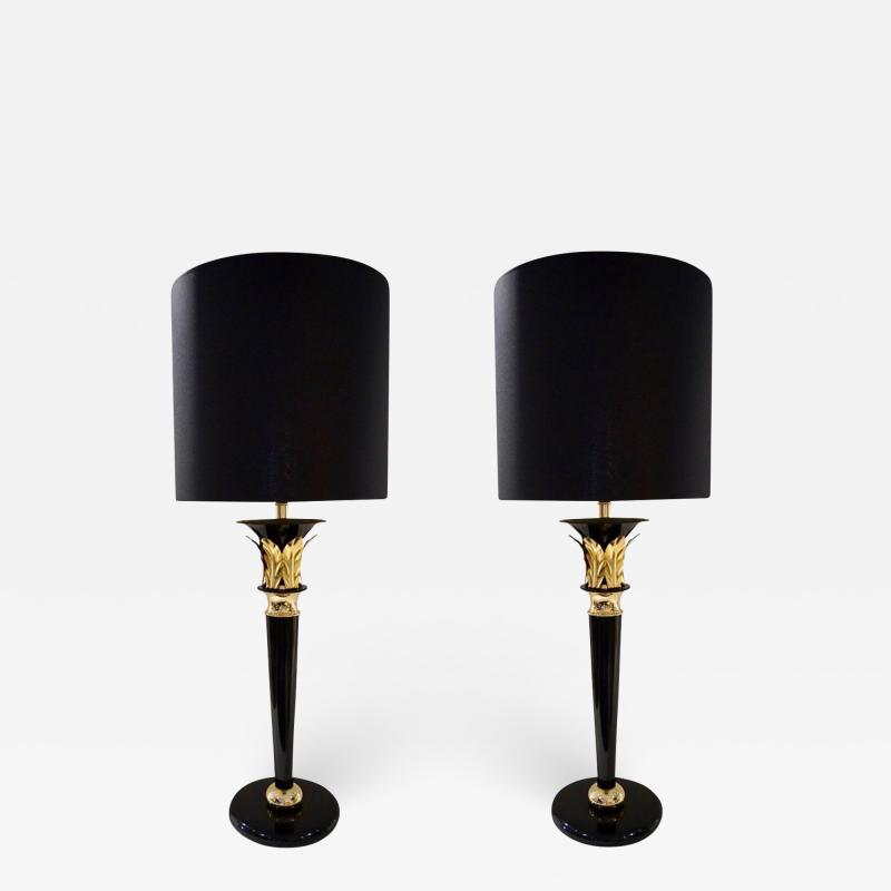 1970 Italian Hollywood Regency Pair of Black Lacquered and Gold Leaf Motif Lamps
