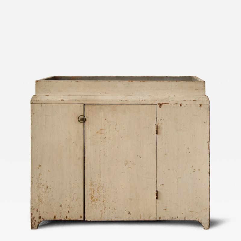 19TH CENTURY PAINTED DRY SINK