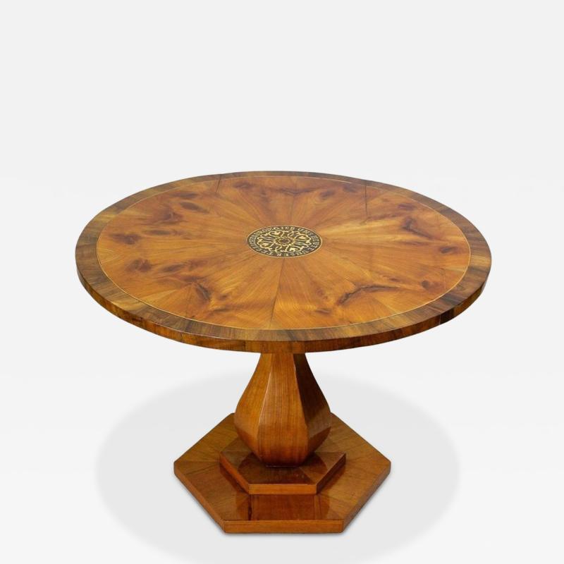 19th Century Biedermeier Dining Table Salon Table Cherrywood AT ca 1830