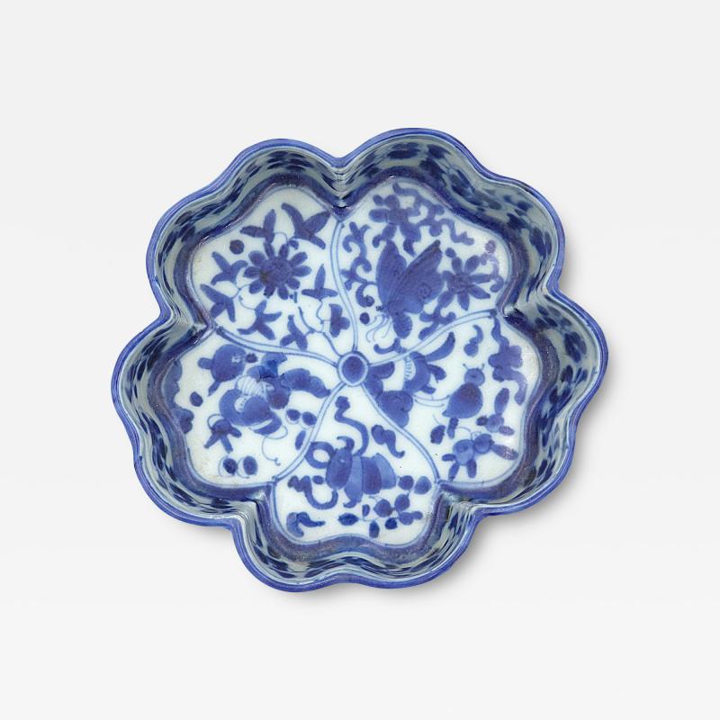 19th Century Blue and White Lobed Dish Japan