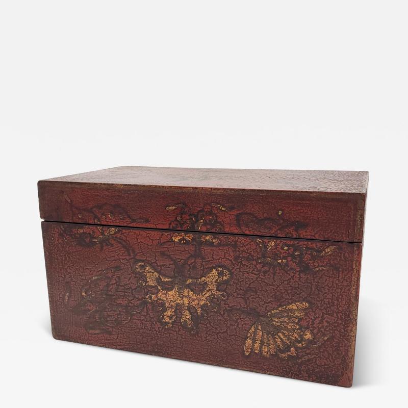 19th Century Chinese Lacquered Box with Gilt Decoration