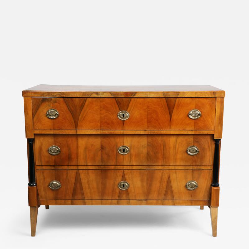 19th Century Fine Biedermeier Walnut Chest of Drawers Vienna c 1825