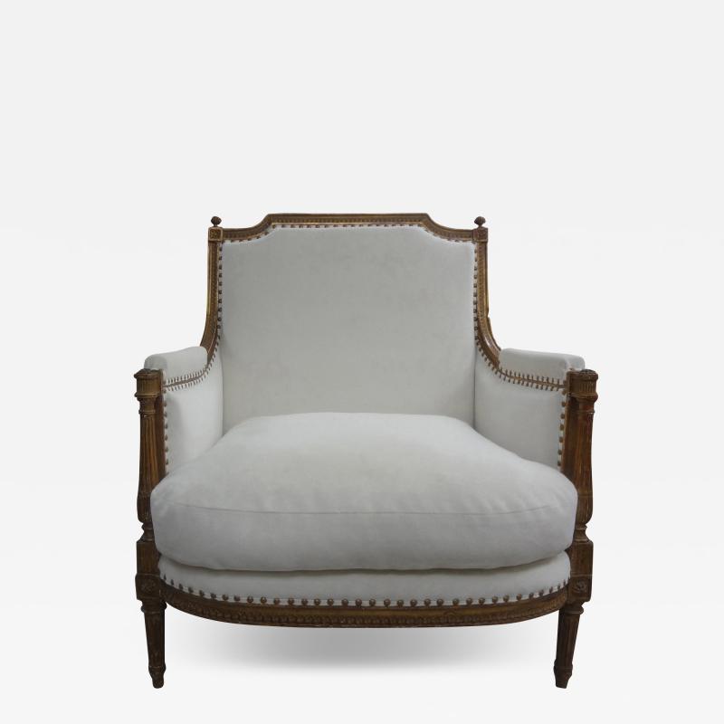 19th Century French Louis XVI Style Giltwood Marquise or Bergere