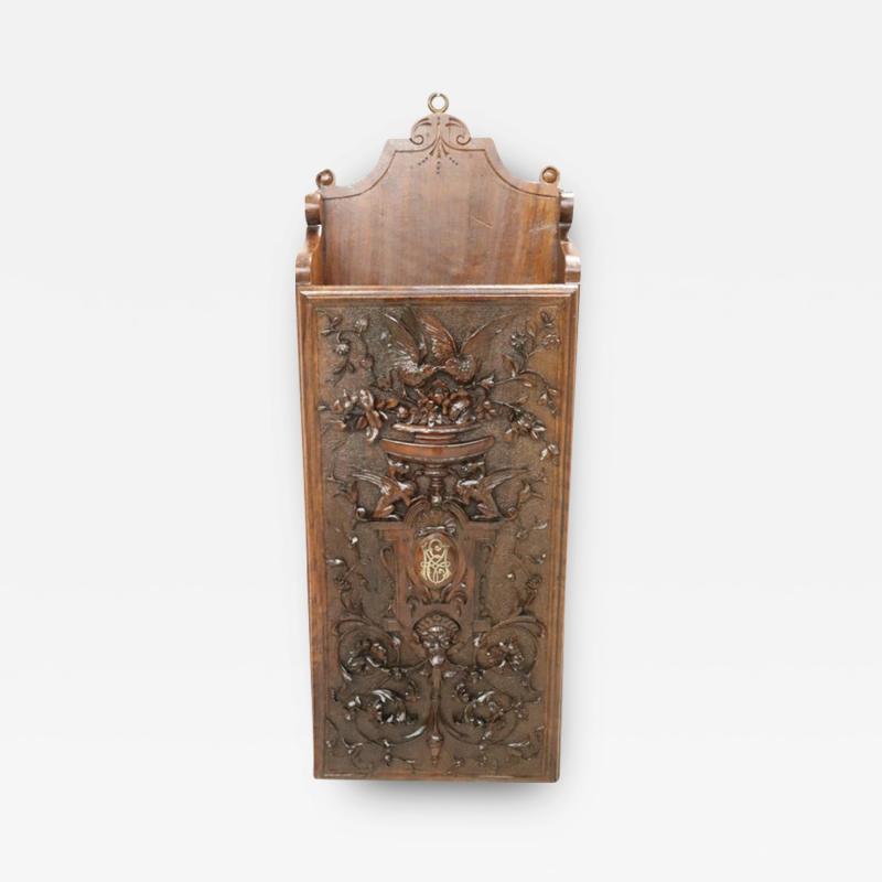 19th Century Renaissance Style Wall Magazine Rack in Hand Carved Walnut