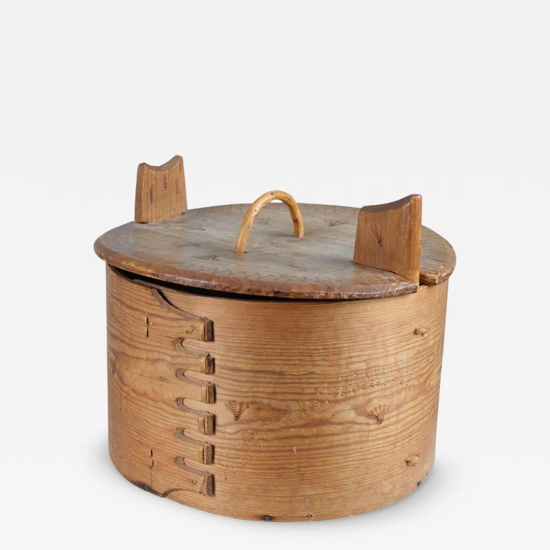 19th Century Scandinavian Folk Art Bentwood Tine Box Svepask Pine Rattan