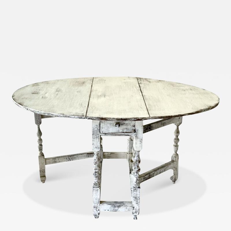 19th Century Swedish Baroque Gateleg Oval Dining Table