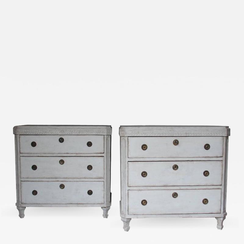 19th Century Swedish Gustavian Style Pair of Painted Bedside Chests