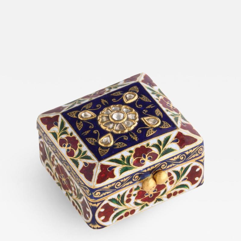 22 Karat Jaipur Indian Gold Enamel and Diamonds Pill Snuff Box