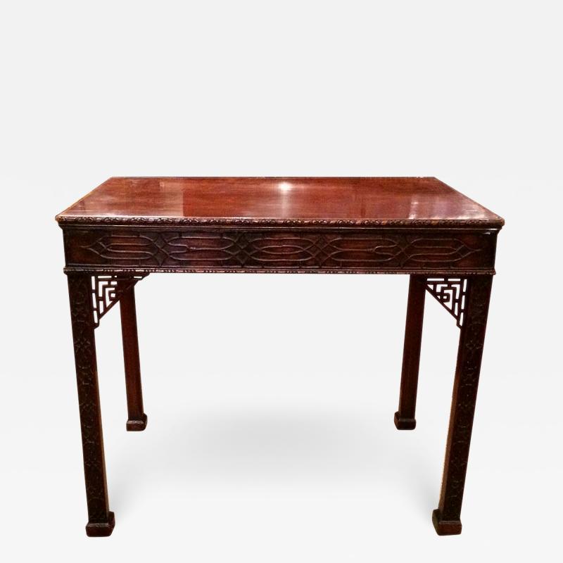 2981 Georgian Chinese Chippendale Mahogany Occasional Table