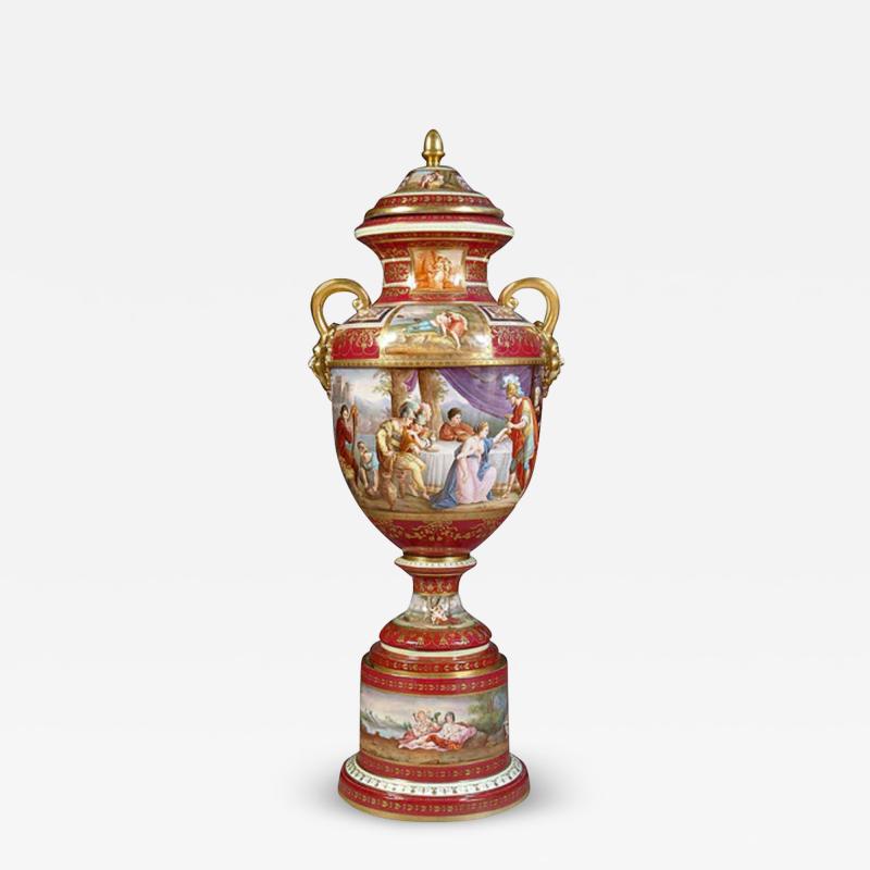 A LARGE AUSTRIAN ROYAL VIENNA RED GROUND PORCELAIN VASE COVER