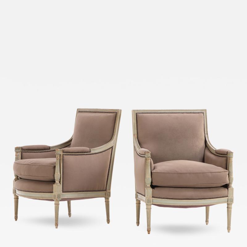 A Pair of French Louis XVI Style Painted Berg res C 1930