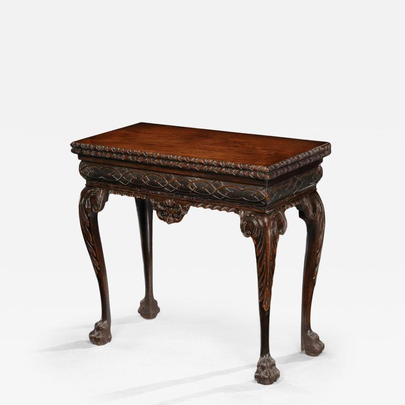 A RARE GEORGE II MAHOGANY TEA TABLE