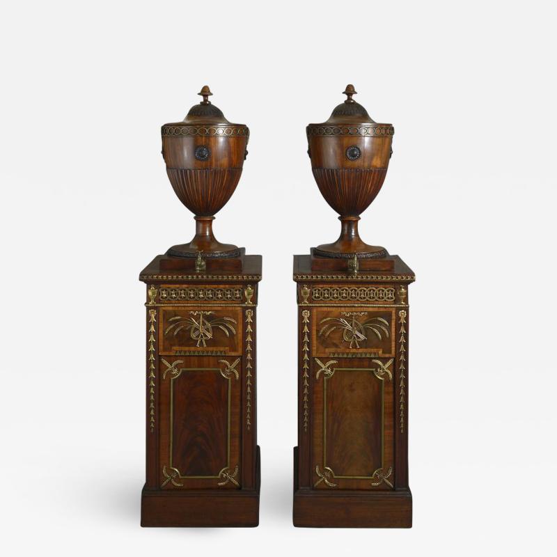 A SERIOUS PAIR OF CHIPPENDALE PERIOD DINING ROOM URNS ENGLISH CIRCA 1770