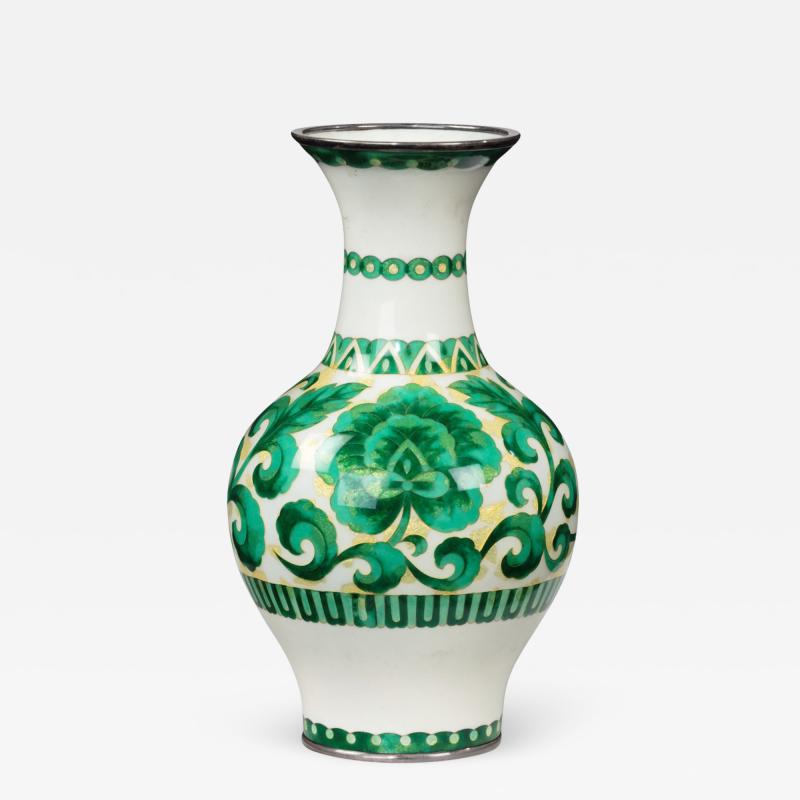 A striking Cloisonn enamel vase by Ota Hiroaki